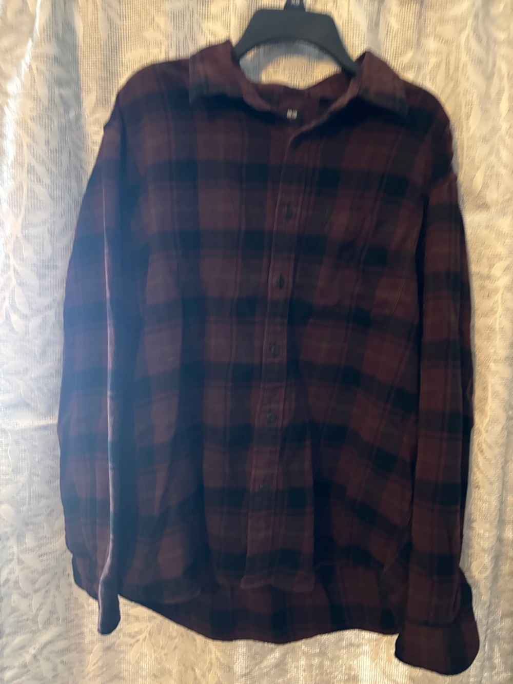 Uniqlo Plaid Button-Up Shirt in Burgundy and Black large